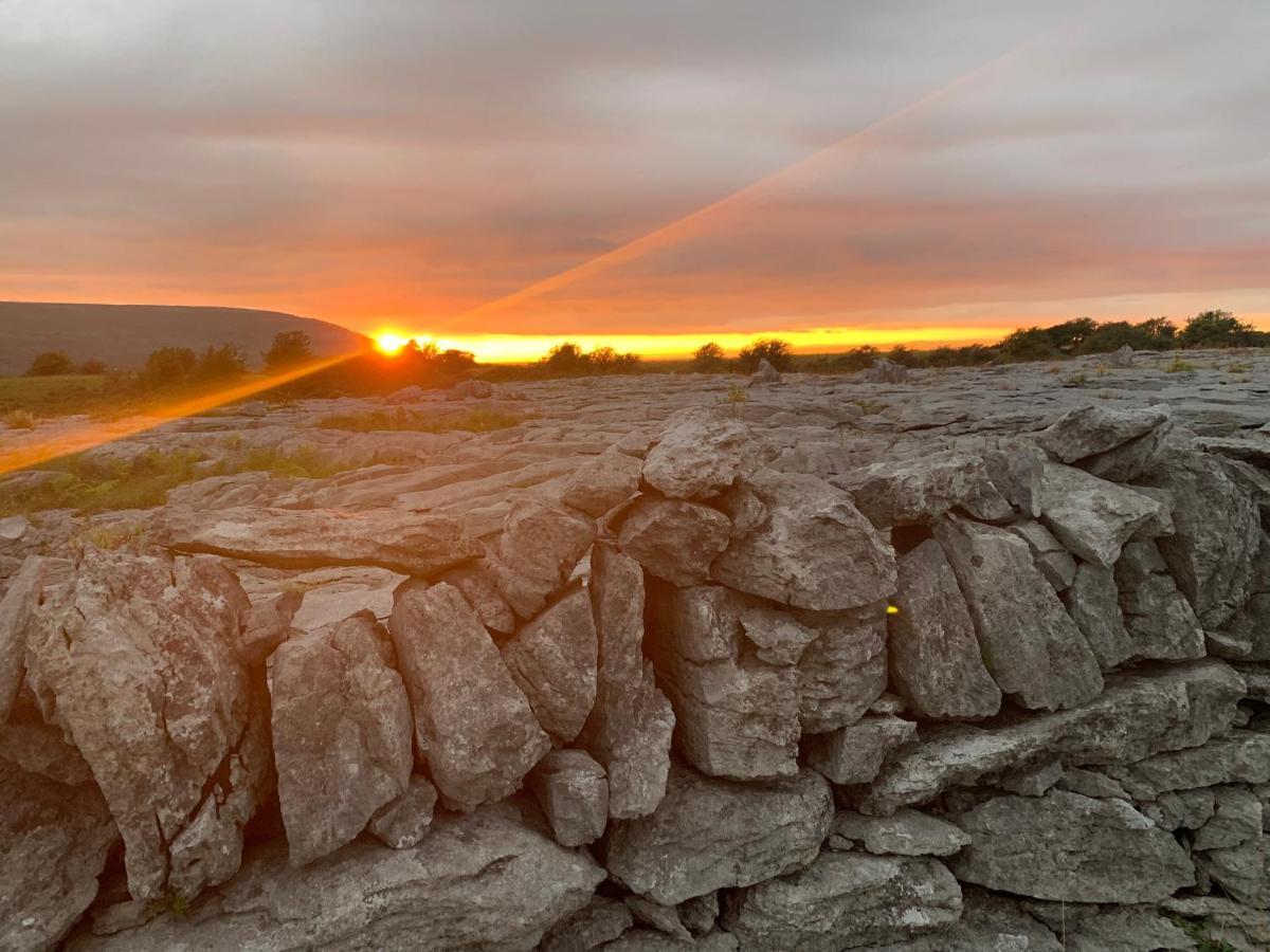 Burren Court Lodge Ballyvaughan Dış mekan fotoğraf