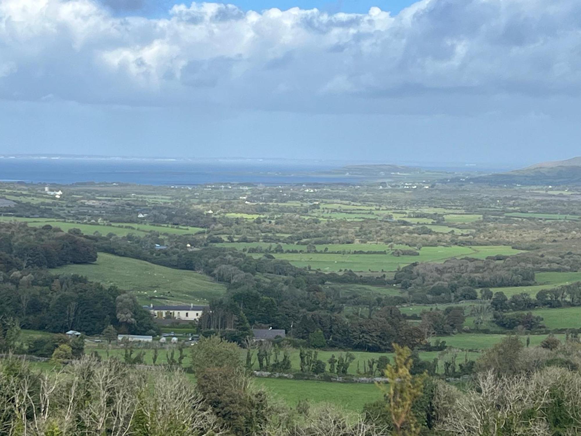 Burren Court Lodge Ballyvaughan Dış mekan fotoğraf