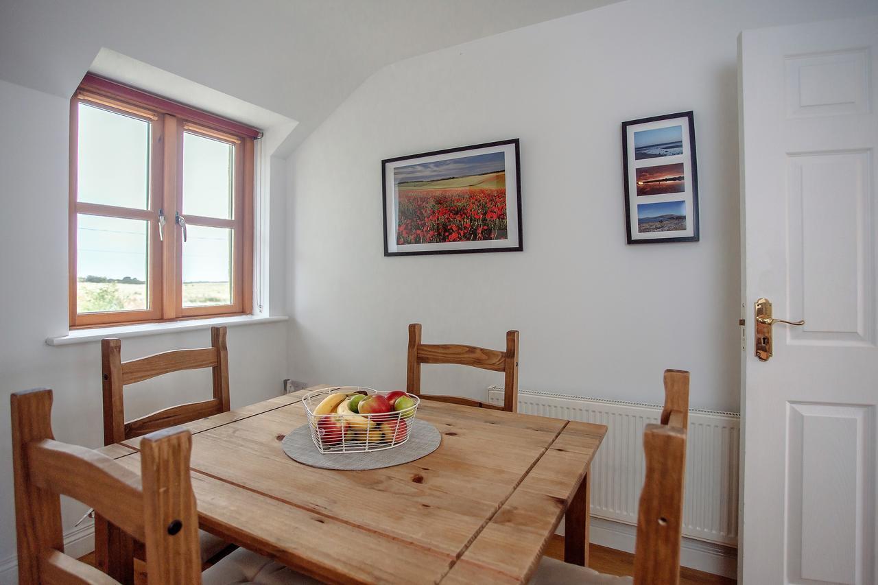 Burren Court Lodge Ballyvaughan Dış mekan fotoğraf